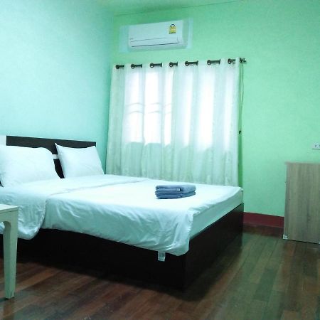 Sakura House Hostel Τσιάνγκ Μάι Εξωτερικό φωτογραφία