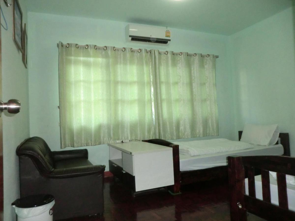 Sakura House Hostel Τσιάνγκ Μάι Εξωτερικό φωτογραφία