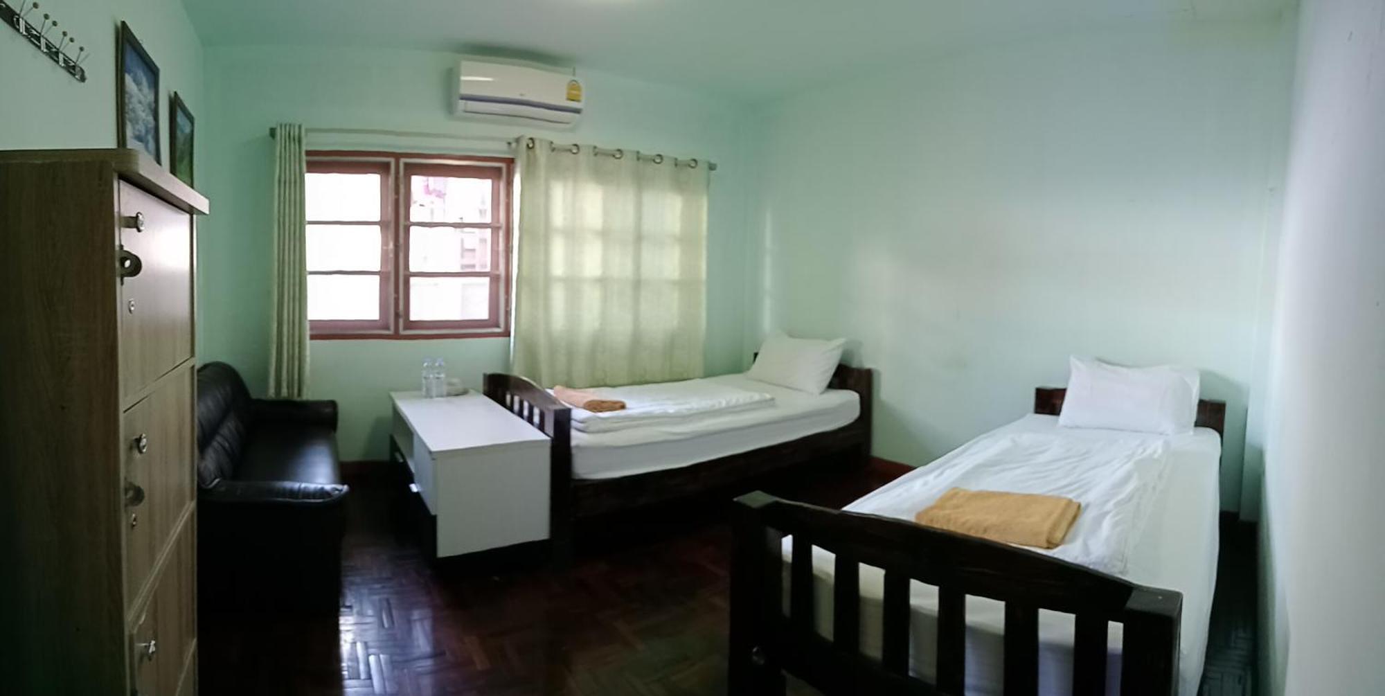 Sakura House Hostel Τσιάνγκ Μάι Εξωτερικό φωτογραφία