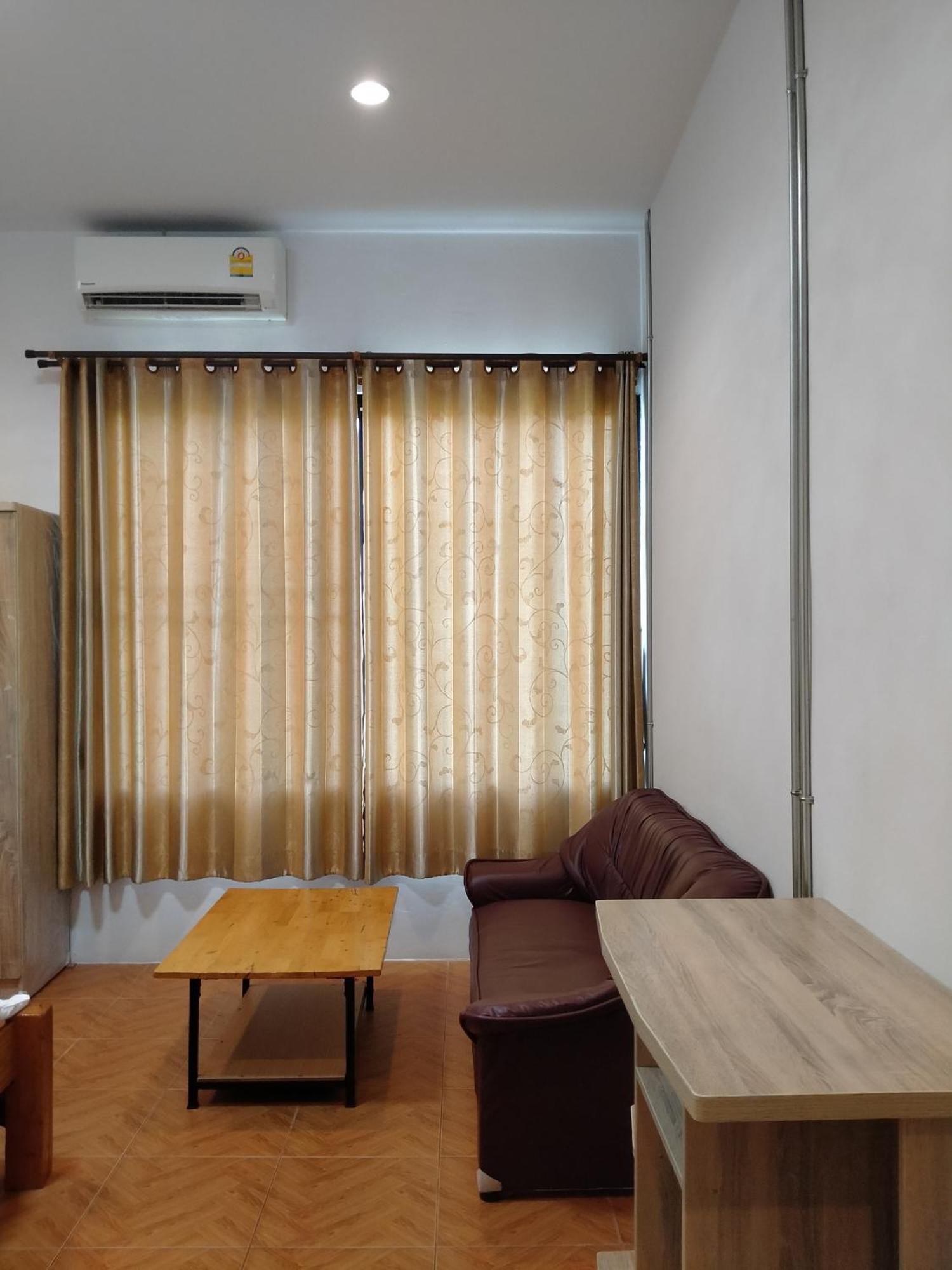Sakura House Hostel Τσιάνγκ Μάι Εξωτερικό φωτογραφία