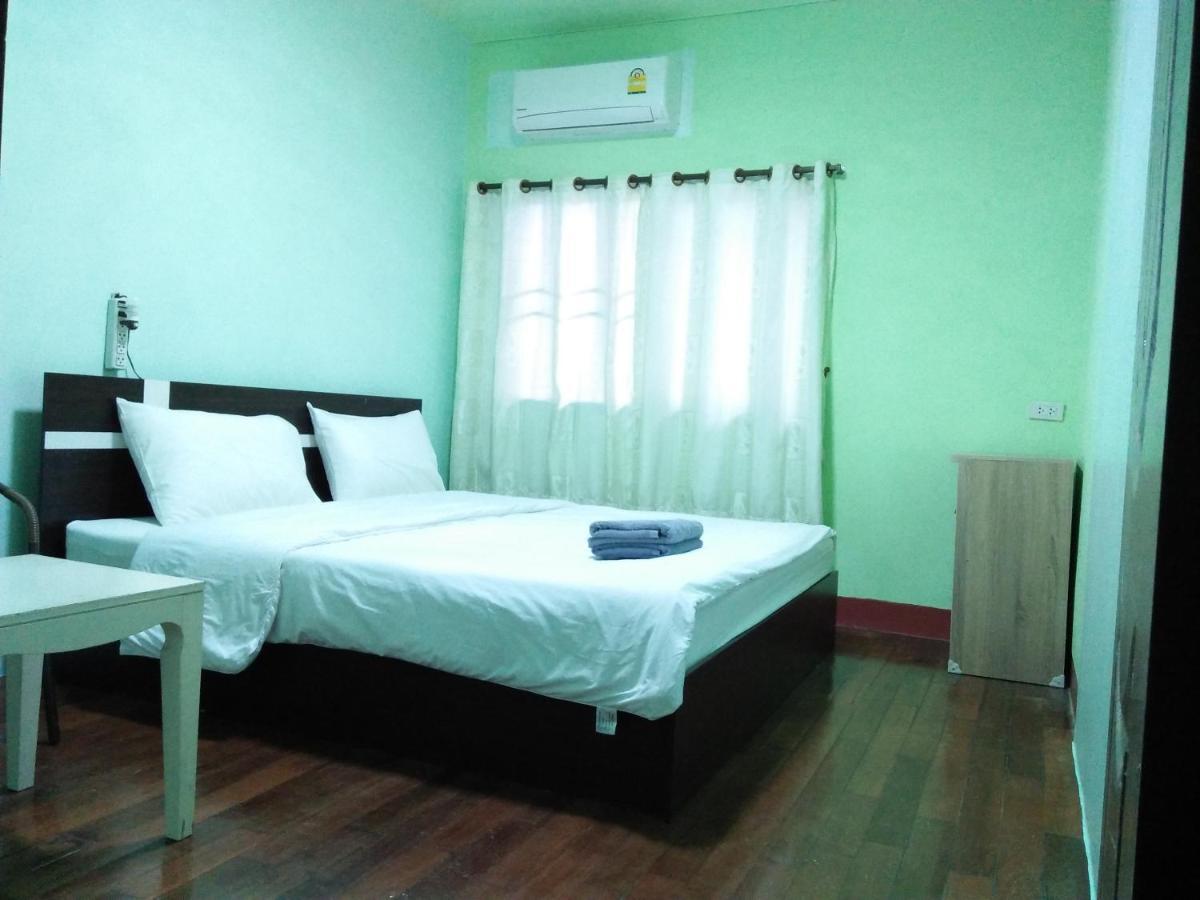 Sakura House Hostel Τσιάνγκ Μάι Εξωτερικό φωτογραφία